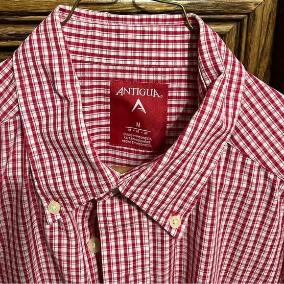 Mens Arkansas State University button down, red & white, Medium, long sleeves - Picture 2 of 4